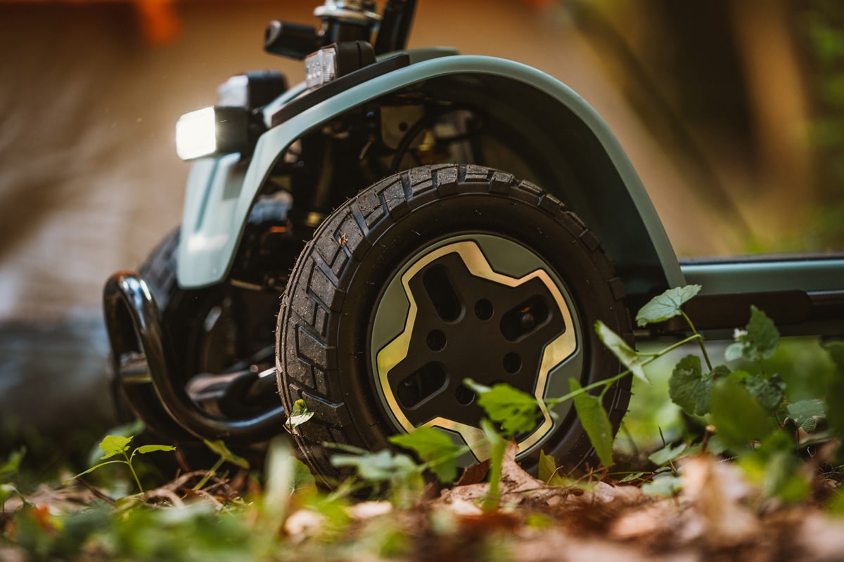Pride Baja Bandit Scooter (4-Wheel) - Image 13