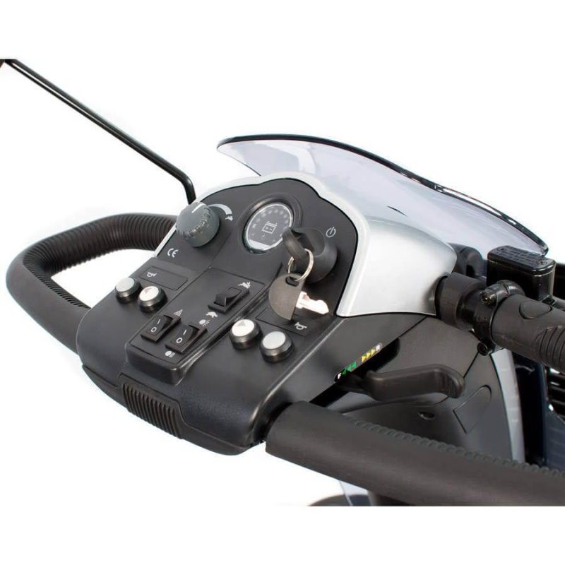 pride-mobility-4-wheel-scooter-pride-pursuit-xl-controls