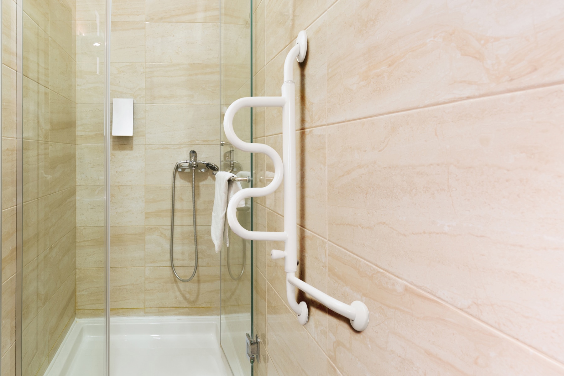 How it looks Curve Grab Bar
